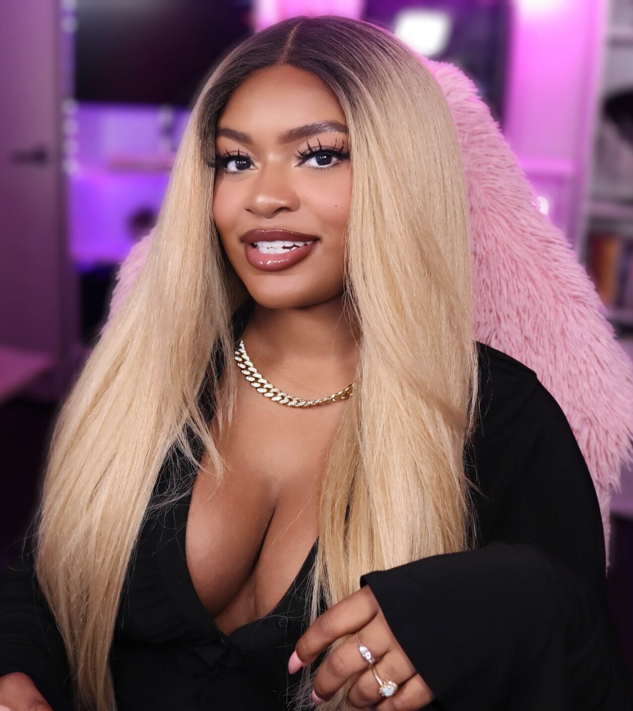 Facetune_24-08-2025-13-50-20