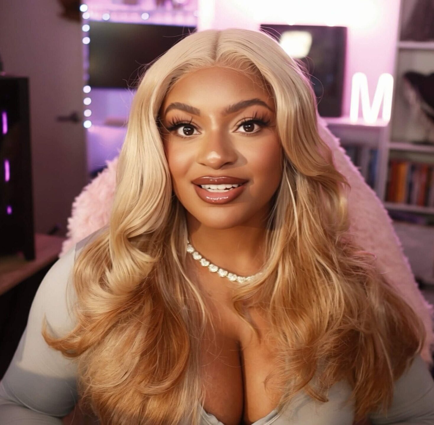 Facetune_26-03-2026-13-08-36